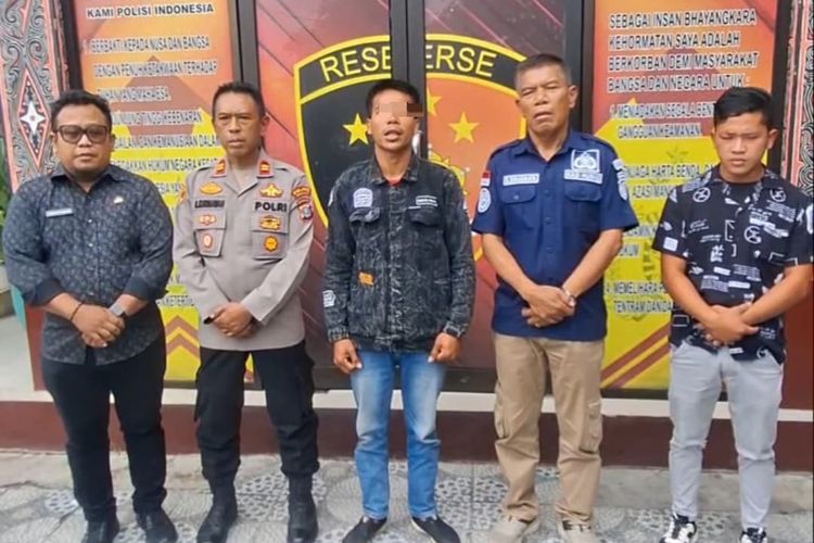 Ditangkap Karena Ancam Rusak Mobil Wisatawan, Pelaku Pungli di Danau Toba Minta Maaf