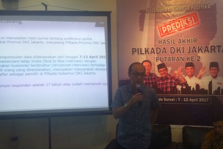 Rilis survei Pilkada DKI Charta Politika, di Jalan Cisanggiri III, Kebayoran Baru, Jakarta Selatan, Sabtu (15/4/2017).