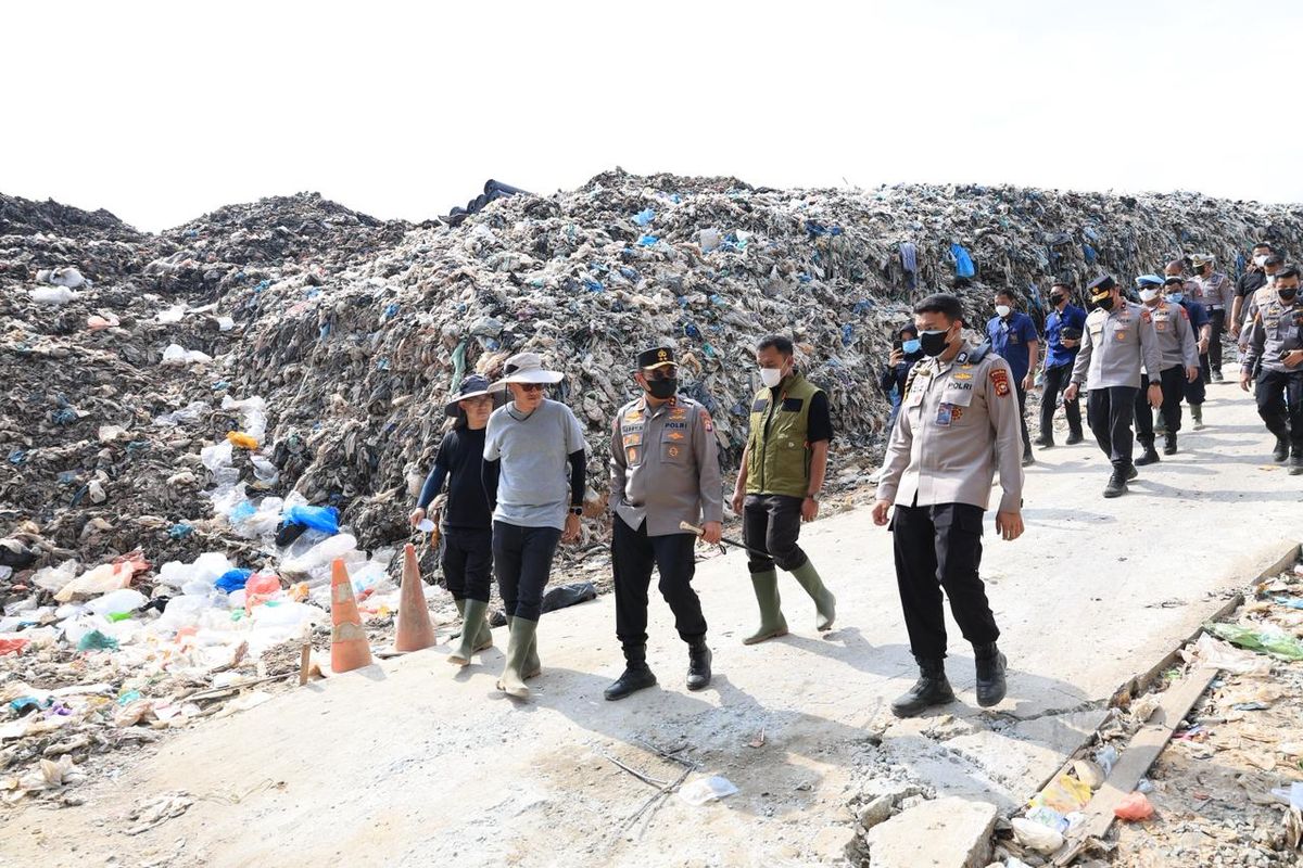 Pemerintah Kota Pekanbaru bersama Kepolisian Daerah Riau berkolaborasi menghadirkan teknologi Waste to Energy (WTE) sebagai langkah strategis dalam mengatasi persoalan sampah di Kota Pekanbaru, di Tempat Pembuangan Akhir (TPA) Muara Fajar.