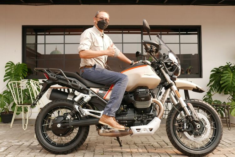 Moto Guzzi V85TT Travel cocok untuk dipakai adventure atau berkendara jarak jauh