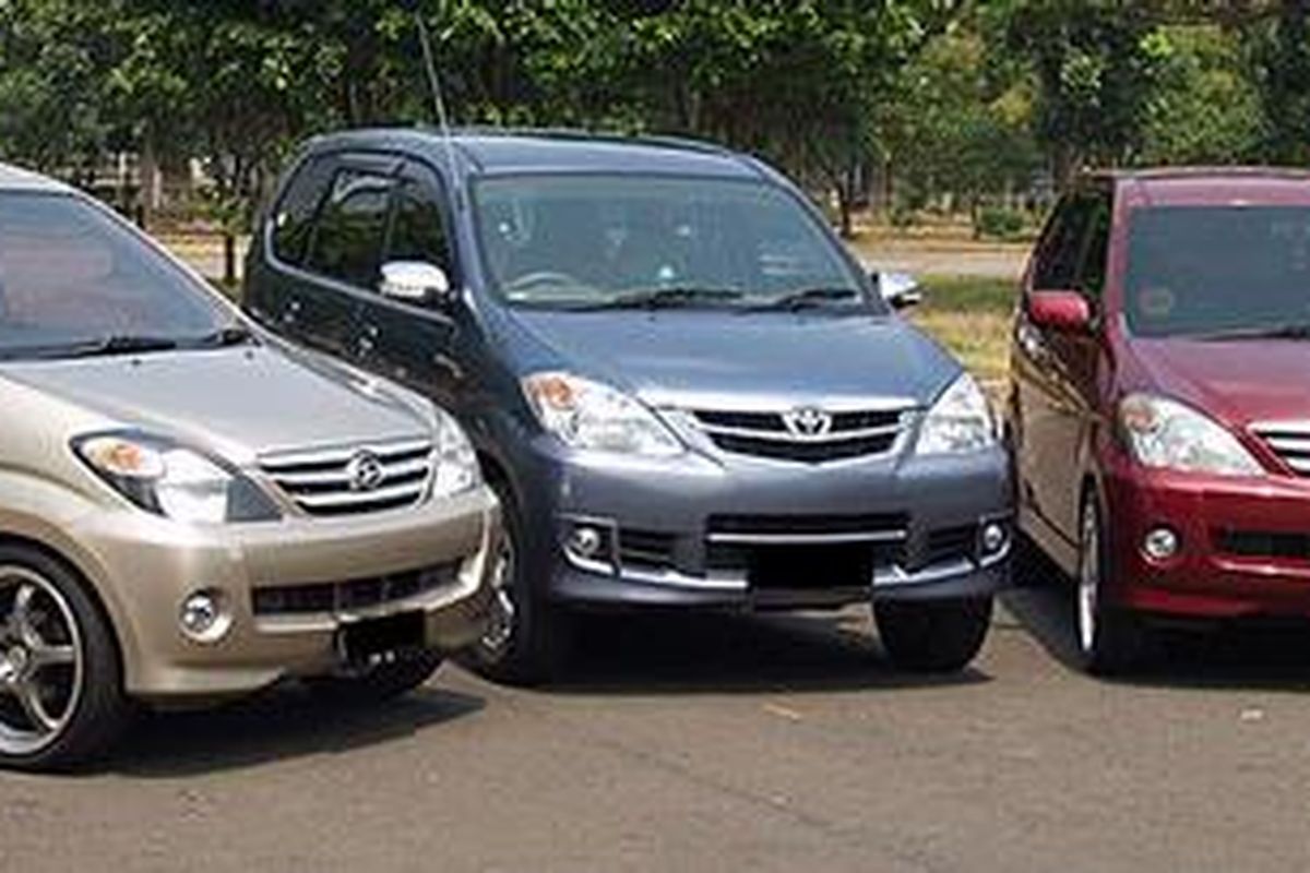 Kombinasi Toyota Avanza dan Daihatsu Xenia menguasai 83,6 persen segmen MPV termurah 7-penumpang di Indonesia