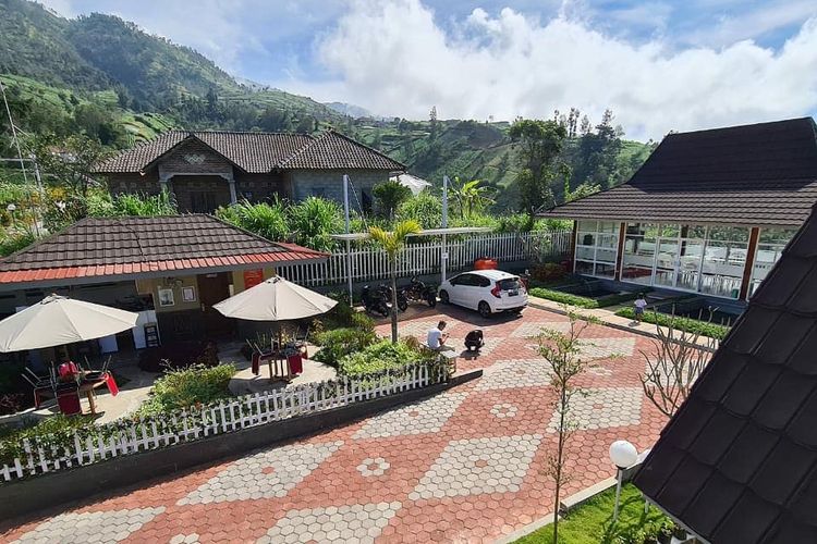 Penginapan dan restoran Omah Kita di Selo, Kabupaten Boyolali, Jawa Tengah.
