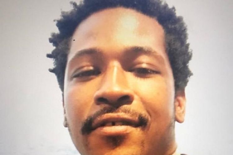Rayshard Brooks. Pria kulit hitam berusia 27 tahun yang ditembak oleh polisi Atlanta, Amerika Serikat, pada 13 Juni 2020. Kematiannya kemudian berdampak pada pengunduran diri Kepala Polisi Atlanta.