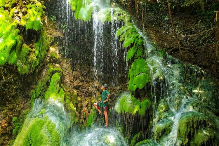 Air terjun Pangkadari di Manggarai, NTT.