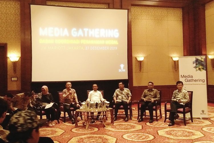 Kepala BKPM, Bahlil Lahadalia memberikan keterangan pers serta media gathering di Jakarta, Jumat (27/12/2019).