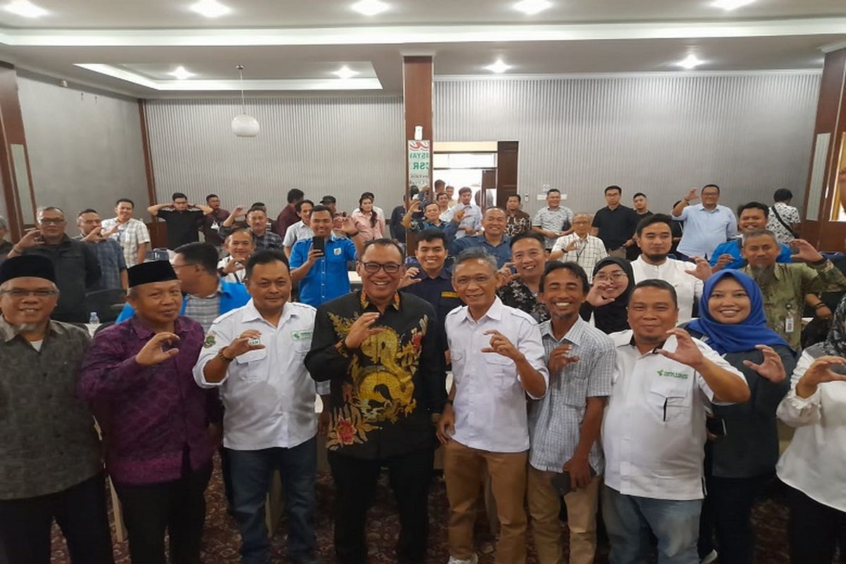 Wali Kota (Walkot) Cilegon Helldy Agustian saat menghadiri kegiatan Musyawarah Daerah (Musda) Forum CSR Kota Cilegon di Hotel Gondang, Cilegon, Jumat (15/9/2023).