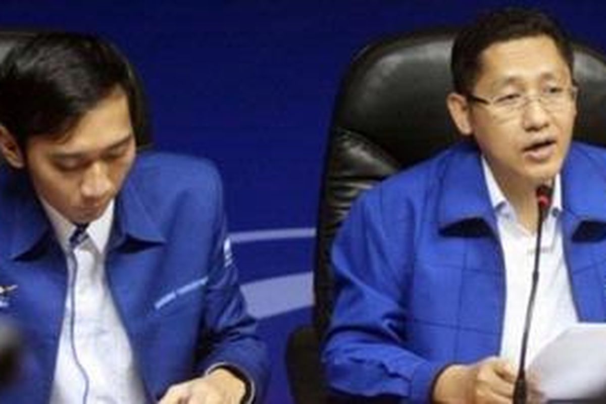 Anas Urbaningrum (kanan) dan Edhie Baskoro Yudhoyono.