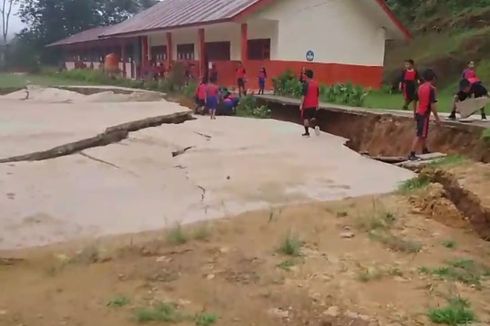 Halaman Sekolah di Toraja Utara Ambles dan Retak, Murid Diliburkan