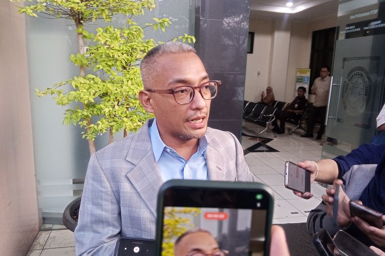 Duo Bos Sritex Dituntut 16 Tahun Penjara, Kuasa Hukum: Mengarang Bebas!