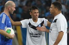 Ronaldo, Zidane dan Figo Bermain untuk Korban 