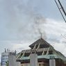 Atap Masjid Agung Batam Terbakar, Diduga akibat Percikan Las