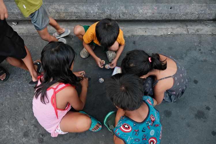 Ilustrasi Anak Bermain