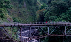 Pastikan Layanan Lancar, TelkomGroup Lakukan Rerouting Jaringan di Lumajang dan Sekitarnya usai Semeru Erupsi