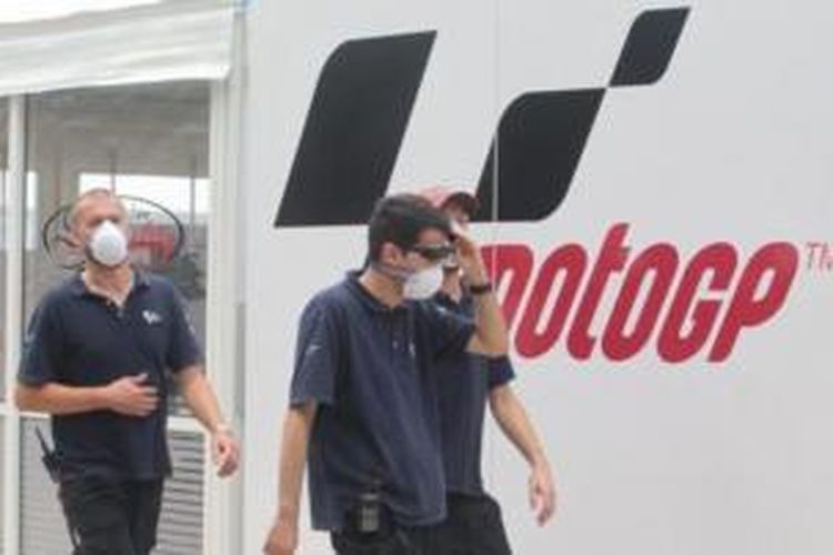 Kabut asap mengganggu GP Malaysia  di sirkuit Sepang.