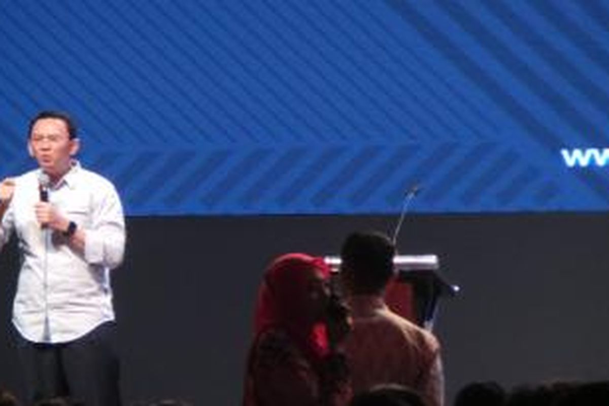 Gubernur DKI Jakarta Basuki Tjahaja Purnama saat menjadi panelis juri dalam Kompetisi Bisnis Sosial (Creativity with Purpose) Ideafest 2015, di JCC, Sabtu (8/8/2015). 