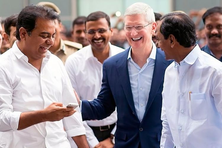 Gambar kunjungan Tim Cook, CEO Apple di India