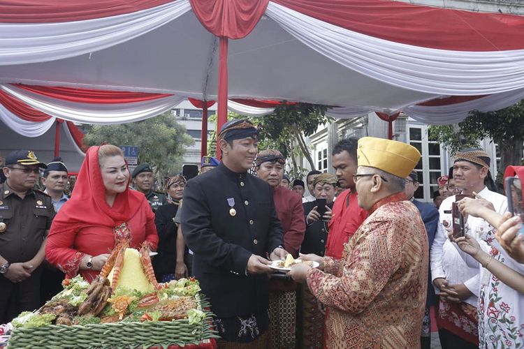 Rangkaian Upacara Peringatan 4 Tahun Kepemimpinan Hendi-Ita di Kota Semarang