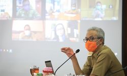 Atasi Ketidakpedulian Warga terhadap Protokol Kesehatan, Ganjar Minta Masukan Pakar Ilmu Sosial