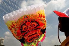 Festival Layang-layang Menarik Perhatian Warga Surabaya