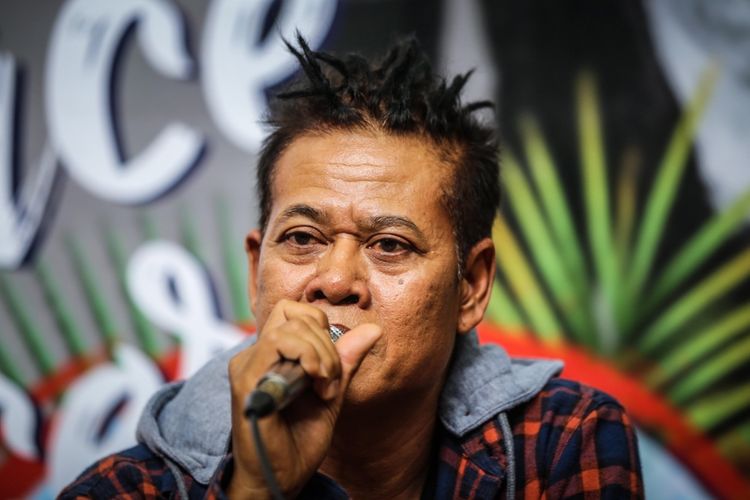 Chord Tony Q / Tanrif: Menjemput Mimpi Kata Kata Tony Q Rastafara