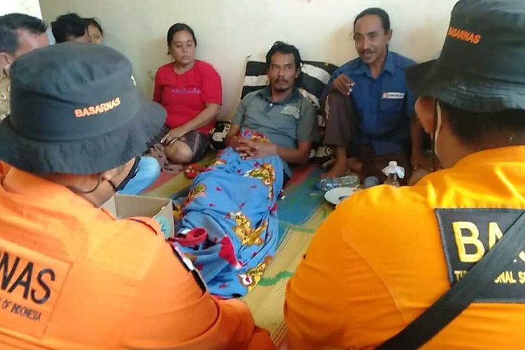 Sugeng (36), warga Dusun 7 Lubuk Pandan, Kecamatan Muara Lakitan, Kabupaten Musi Rawas, Sumatera Selatan, ditemukan masih hidup setelah hilang selama empat hari usai terseret arus Sungai Lakitan.
