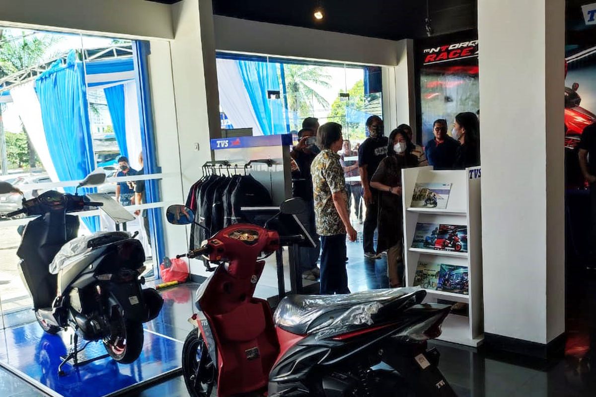 TVS kembali melebarkan sayap dengan membuka dealer baru di Cengkareng, Jakarta. Dealer ini merupakan dealer keempat di wilayah Jabodetabek.