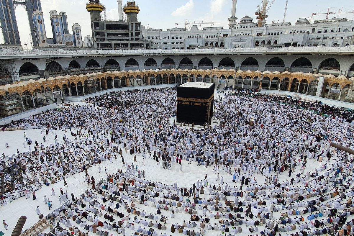 Ilustrasi ibadah haji. Kuota jemaah haji reguler 2024 sudah terpenuhi. Haji 2024.