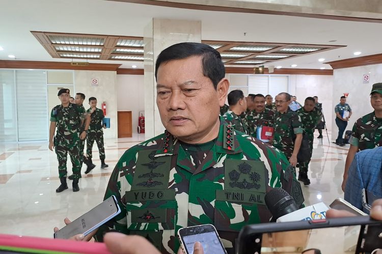 Panglima TNI Laksamana Yudo Margono saat ditemui di Gedung DPR, Senayan, Jakarta Pusat, Senin (3/4/2023). 
