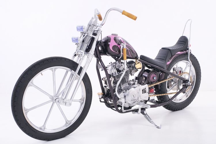 Suzuki Thunder 250 bergaya chopper garapan Rocktro Custom