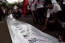 Relawan Jokowi dari Bogor Gelar Spanduk Dukungan Sepanjang 1 Km