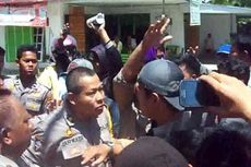KPU Konawe Batalkan Caleg Terpilih, Massa Bentrok dengan Polisi  