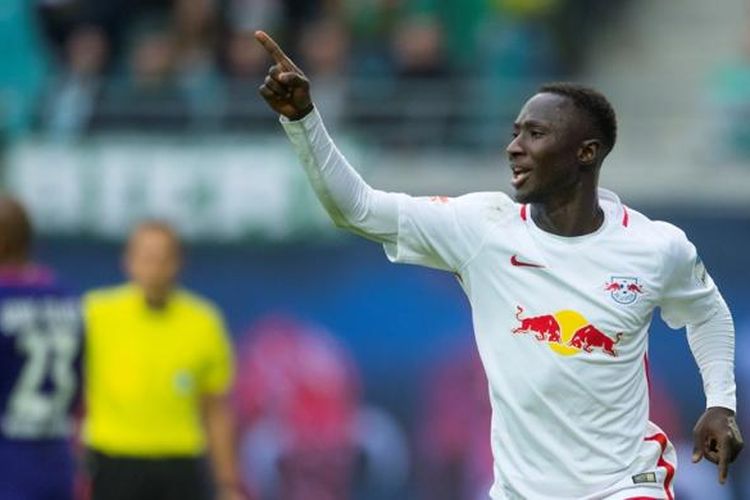 Naby Keita merayakan gol RB Leipzig ke gawang Werder Bremen pada partai lanjutan Bundesliga, 23 Oktober 2016.