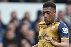 Welbeck dan Iwobi Menangkan Arsenal di Kandang Everton