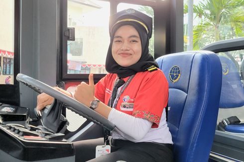 Cerita Driver Perempuan Pertama Bus Trans Banyumas, Pernah Jadi Karyawan Pabrik, Kini Kerja Sambil Kuliah