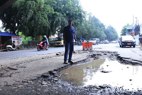 Sepanjang 2,2 Km Jalan Perancis Kota Tangerang Rusak Parah