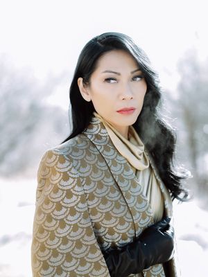 Outfit Anggun C. Sasmi saat menghadiri Sundance International Film Festival 2026.