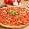 Tips Hangatkan Pizza Sisa Supaya Tidak Keras dan Topping Mengerut