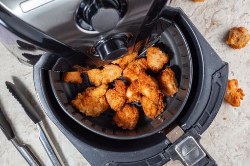Tips Panaskan Air Fryer agar Masakan Renyah Merata