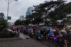 Jalan TB Simatupang Terendam Banjir, Polisi Lakukan Rekayasa Lalu Lintas