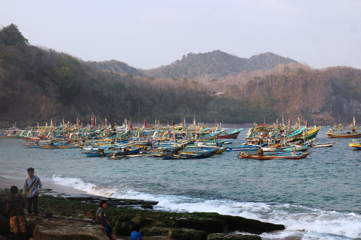 Tiket masuk ke Pantai Papuma di Kabupaten Jember  gratis selama libur lebaran 
