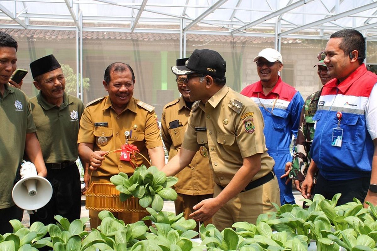 Area Manager Communication, Relations, and CSR Regional Jawa Bagian Tengah (JBT) Pertamina Patra Niaga Brasto Galih Nugroho mengatakan, peresmian Wisata Edukasi Pertanian dan Peternakan Inklusi merupakan wujud komitmen Pertamina Patra Niaga Regional JBT dalam meningkatkan kesejahteraan ekonomi masyarakat melalui program berkelanjutan. 