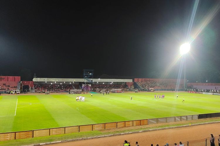 Pertandingan Persik Kediri vs PSM Makassar di Stadion Brawijaya, Jumat (2/9/2022) malam WIB.