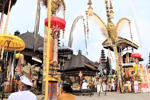 Penjor, Simbol Naga Basuki yang Sakral bagi Umat Hindu di Bali