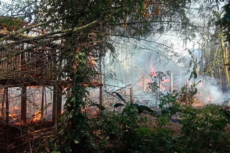 Kandang Ternak di Ngaliyan Semarang Terbakar: 20 Kambing Mati, Kerugian Capai Rp 100 Juta