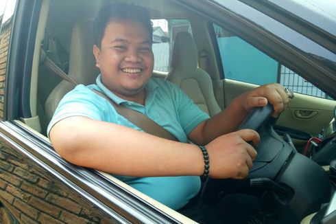 Pengemudi Taksi Online Sebut Perluasan Ganjil Genap Hambat Jalan Mencari Rezeki