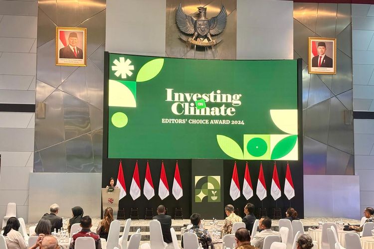 Sebanyak 42 perusahaan terkemuka di Indonesia menerima penghargaan Investing on Climate Editors? Choice Award 2024 atas kontribusi mereka dalam menghadapi tantangan perubahan iklim dan pemanasan global.