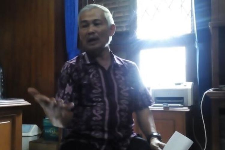 Sekretaris MUI Jabar Rafani Achyar saat ditemui di kantor MUI Jabar, Jalan  R.E Martadinata Bandung, Jumat (5/2/2016)