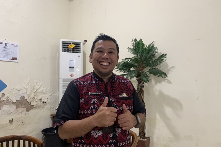 Ketua Unit Pengelola Kawasan (UPK) Kota Tua Jakarta, Denny Aputra, saat ditemui Kompas.com di kantornya, Kamis (29/1/2026).