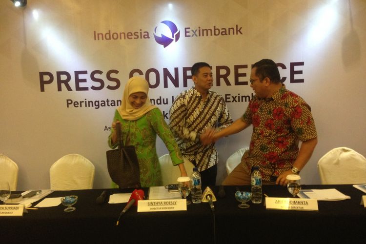 Konferensi pers Indonesia Eximbank di Semarang, Jawa Tengah, Sabtu (28/10/2017).
