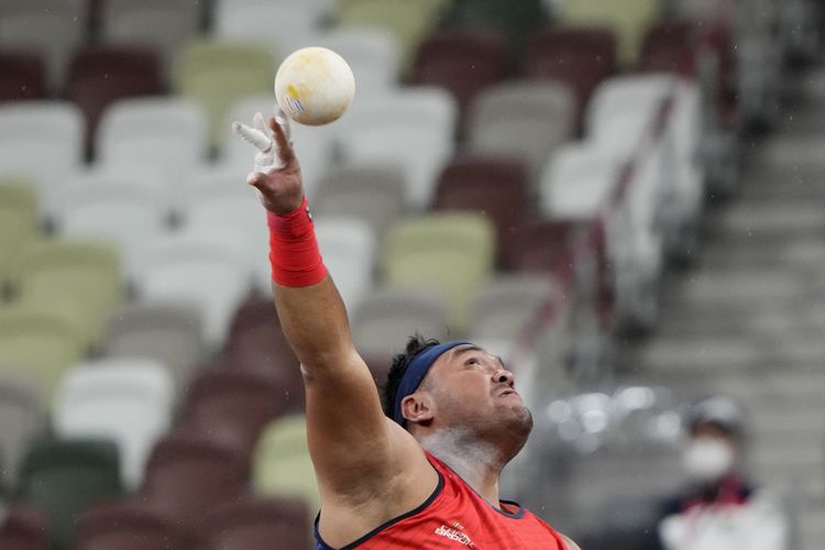 Muhammad Ziyad Zolkefli, atlet tolak peluru F20 asal Malaysia saat bertanding di final Paralimpiade Tokyo 2020, Selasa (31/8/2021). Ziyad meraih medali emas dan memecahkan rekor dunia, tetapi kemudian dicabut karena datang terlambat tiga menit untuk bertanding, sehingga dianggap DNS (Did Not Start).